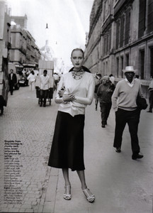 elle us march 2000 natalia semanova by afanador (10).jpg