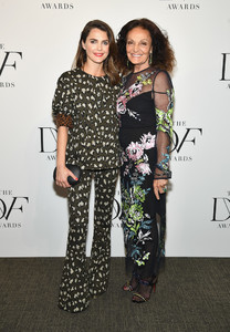 Keri+Russell+2018+DVF+Awards+WguX8oY2_hGx.jpg