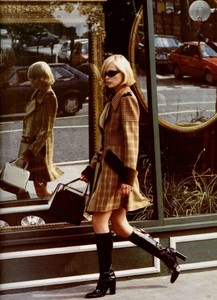 5ad25900d3706_LOFFICIELFRANCE1995londresaller-retouravimeroz10.thumb.jpg.b654aa227d2faca969b162cc752bfb8e.jpg