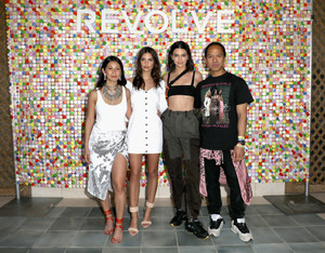 Kendall+Jenner+REVOLVEfestival+Day+1+DClP-7WhbUWx.jpg