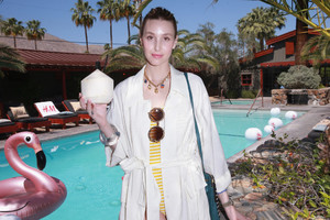 Whitney+Port+Poolside+H+Sparrows+Lodge+bVKfROoHiQ-x.jpg