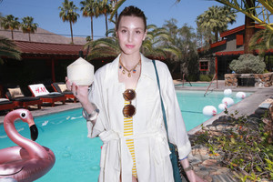 Whitney+Port+Poolside+H+Sparrows+Lodge+bVKfROoHiQ-x.jpg