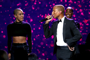 Pharrell+Williams+Seventh+Biennial+UNICEF+hjfHcMUmHRux.jpg