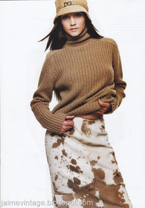 lofficiel1999-09_thumb[18].jpg