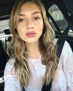 oliviakarina - BEwnR0LheD1.jpg