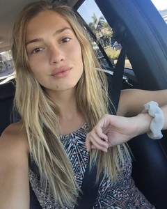 oliviakarina - BHphX0TBxvH.jpg