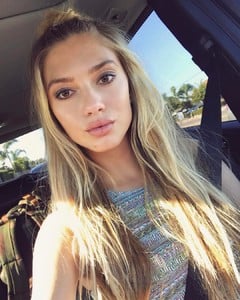 oliviakarina - BTK4CbsguRb.jpg