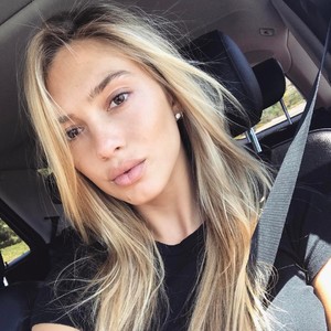 oliviakarina - BTRz7PxlGOq.jpg