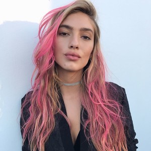 oliviakarina - BU-rfixglCt_BU-rauLghAm.jpg