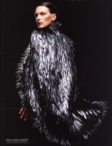 vivien-solari-by-wendelien-daan-vogue-paris-september-2000 cover (5).jpg