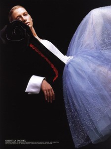 vivien-solari-by-wendelien-daan-vogue-paris-september-2000 cover (7).jpg