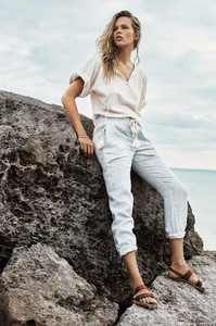 98e79ebb06c79f62724afb5edc21e988--mango-fashion-fashion-spring.jpg