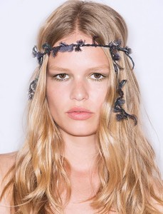 9e86d5fa7223d005809b8f615a964dba--anna-ewers-atelier-versace.jpg