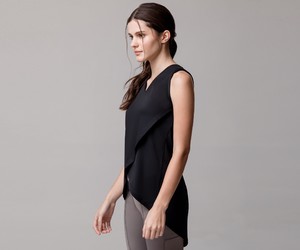 Asymmetrical-Long-Hem-Tannk-Top-2.jpg