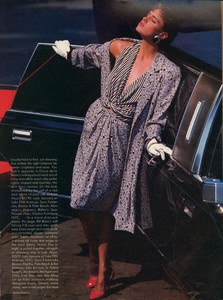 Blanch_Vogue_US_December_1985_08.thumb.jpg.82f5471054821063cf35e8801665f273.jpg