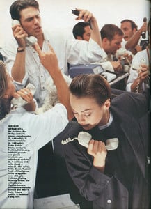 Dana-Douglas-Unknown-ELLE-Italia-September-1994-Buoni-Investimenti-ph.Eddy-Kohli_09.thumb.jpg.6f00ff83b87495495808e094afbbf0ed.jpg