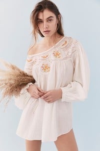 Free-People-Secret-Garden-Blouse.thumb.jpg.c13a2e5426a78f0d4dd0b6dc30f67c1b.jpg