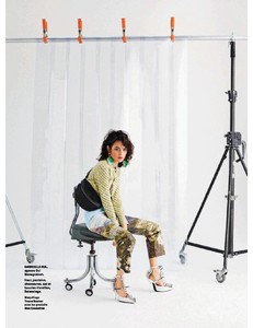 Grazia_-_30_Mars_au_5_Avril_2018-page-002.jpg.8a40abc0ed370bafc19aa4f3fd4dbcd2.jpg