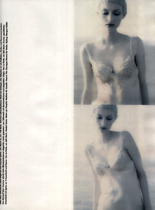 Kasia-Pysiak-ELLE-Germany-November-1997-Luxus-Lingerie-Michael-Woolley-08.thumb.jpg.f8a5a570cc38ca8e67d13da8477ee836.jpg