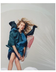 LOfficielFrance-24March2018-page-015.jpg