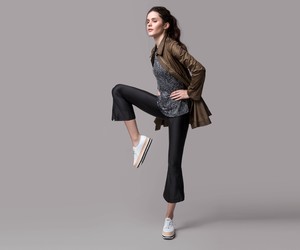 Light-Trench-Coat-Lookbook-1A.jpg