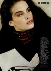 Metzner_Vogue_US_November_1987_05.thumb.jpg.b6aff316241dcdf2c2421f6e1eeba83f.jpg