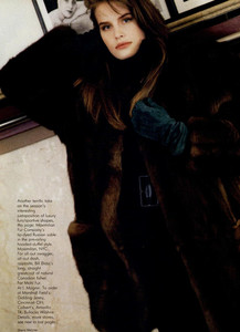 Metzner_Vogue_US_November_1987_06.thumb.jpg.3a037fa6463a3d25e592b002b2408c3c.jpg