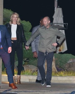 Rosie-Huntington-Whiteley-and-Jason-Stahtam-at-Nobu--01.thumb.jpg.079d2bcf6a8a7efd1dc677e652a68030.jpg