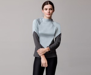 V-Cut-Hooded-Long-Sleeve-Gray.jpg