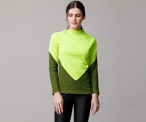 V-Cut-Hooded-Long-Sleeve-Green.jpg