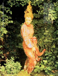 Vallhonrat_Vogue_Italia_September_1986_Speciale_10.thumb.png.80bf992b73c6863c16c2d2a866c1985a.png