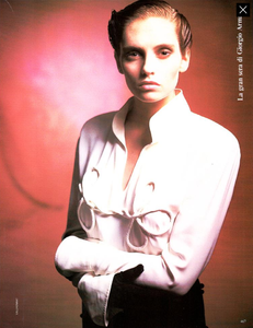 Vallhonrat_Vogue_Italia_September_1986_Speciale_23.thumb.png.e4cb3be531daada1c163e261ab9cf304.png