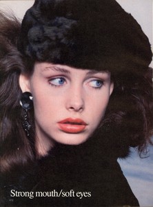 Varriale_Vogue_US_December_1983_03.thumb.jpg.56798c3f4a6a473017ad0f7a9be5dd43.jpg