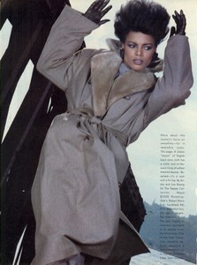 Varriale_Vogue_US_November_1983_06.thumb.jpg.3867b6c089313ecc6a56c92e7ad41c20.jpg