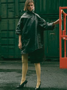 Vogue-Ukraine-Giedre-Dukauskaite-Nagi-Sakai-5.thumb.jpg.16c0d6ffab0a8a5150c3d3fdb2cd2cf4.jpg