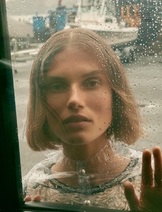 Vogue-Ukraine-Giedre-Dukauskaite-Nagi-Sakai-9.thumb.jpg.057c30e0461c7b69eb42aaf60191a306.jpg