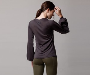 Wide-Sleeve-Shirt-Back.jpg