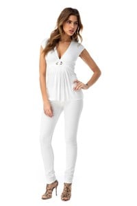 aleydis_ad007-rx_white_front2.jpg