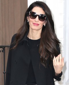 amal-clooney-style-out-in-new-york-city-04-12-2018-1.thumb.jpg.f3920a87438ec3d4b2e9072eb296e6f5.jpg