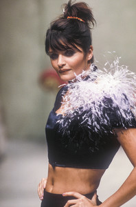 anna-molinari-fw-1995-7.thumb.jpg.1ed84262530791752e5e1dc7e316d6ba.jpg