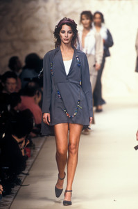 chloe-ss-1994-8.thumb.jpg.75c8ce320d532f28ff620283d3d1a39c.jpg