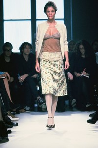 collette-dinnigam-fw-1997-2.thumb.jpg.477fe475ef04b5d50f3b84d46179ee6e.jpg