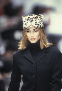 complice-fw-1992-12.thumb.jpg.bb75ad199fe79028df5029c86415c8fb.jpg