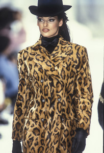 complice-fw-1992-26.thumb.jpg.98b1658e46163fab29a0a4a879fd1e88.jpg