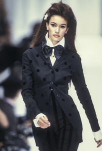 complice-fw-1992-34.thumb.jpg.75708fc05c35166953d2b2b0c22f8b7c.jpg