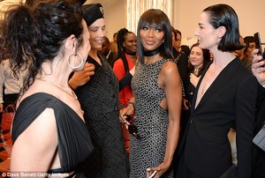 edie_azzedinealaia_opening_26apr18_dailymail_6.thumb.jpg.bcc93223b29ac0d827ce137b96f581f7.jpg