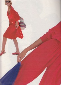 elle_fr_11_june_1984_8.thumb.jpg.8601c2d3ea224793ad12a8e98dd836d0.jpg