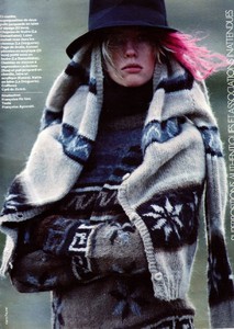 elle_fr_17_dec_1984_10.thumb.jpg.88757afff4060b4d24b9d42ae02cc9aa.jpg