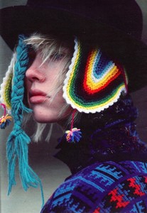 elle_fr_17_dec_1984_11.thumb.jpg.080191326b37a4f9b6f2597c7b136f86.jpg