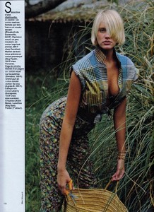 elle_fr_18_june_1984_14.thumb.jpg.45b979cf7aca71b56cd4ea057dd135a1.jpg